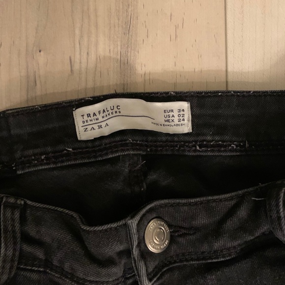Zara TRAFALUC denim jeans - Picture 3 of 6